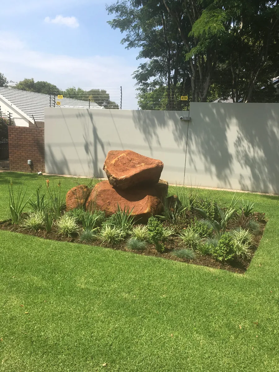 Red rock garden feature
